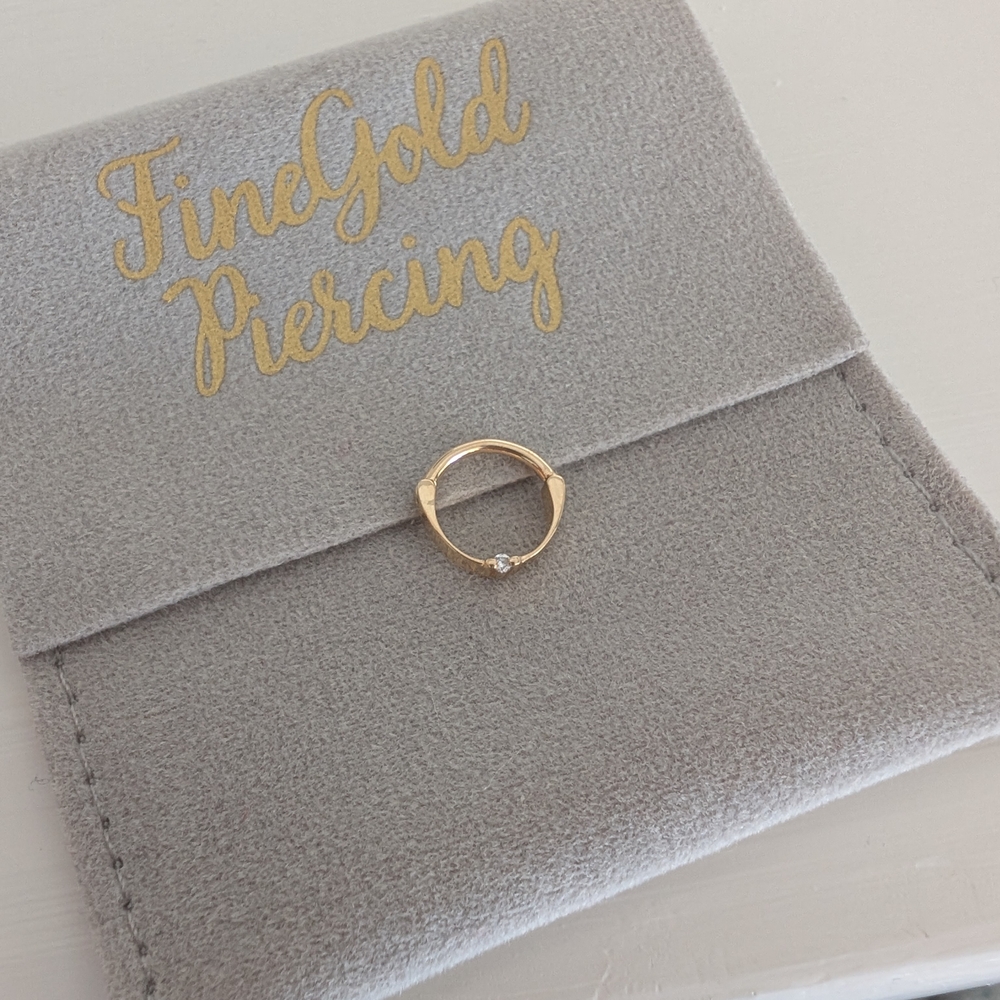 Pupil Hall 'A Fine Line' Clicker Ring